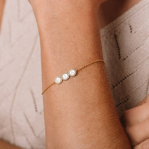 Ways to Customize Personalized Jewelry Without a Name